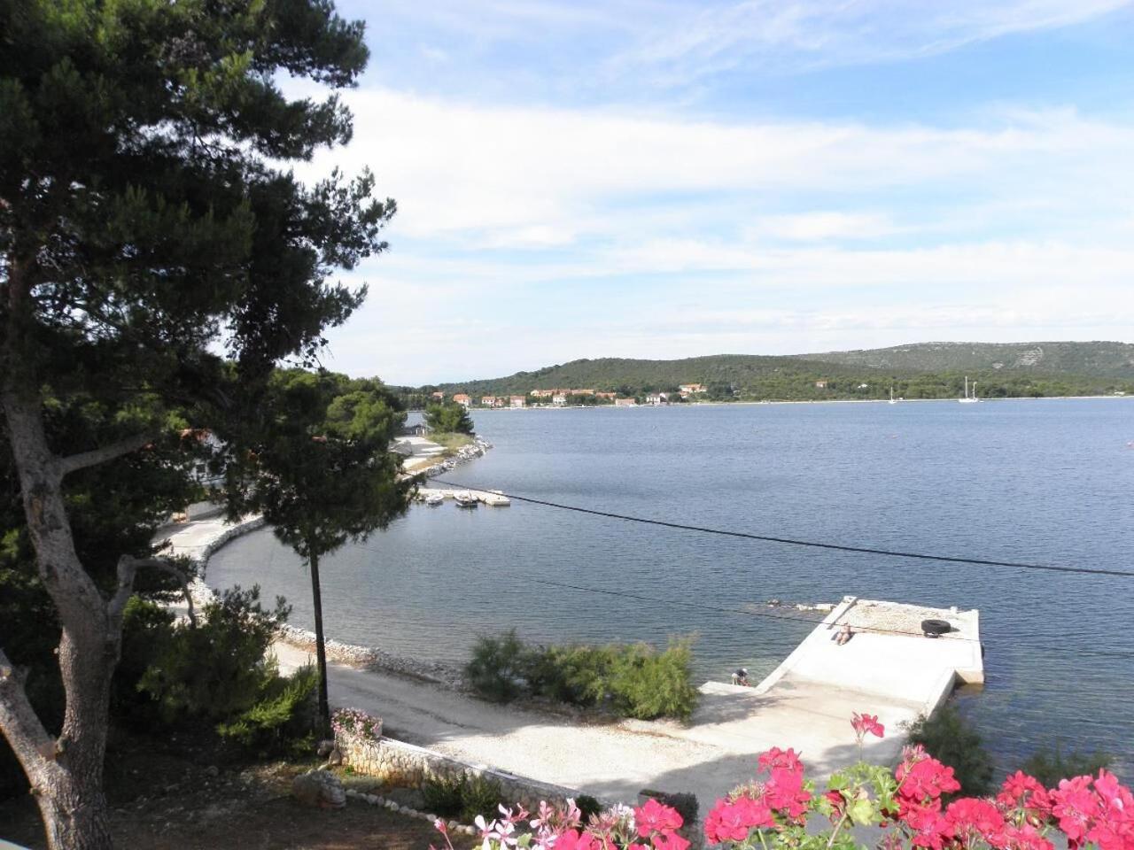 Apartments Josef Veli Rat Luaran gambar